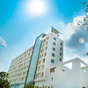 key select by lemon tree kochi