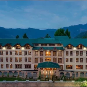 the dewan by royal naqash