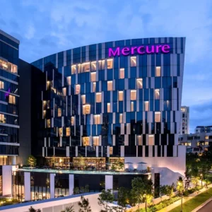 mercure singapore own stevems