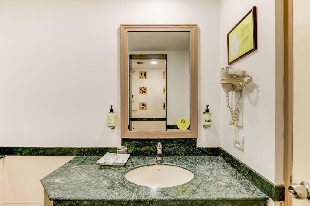 lemon tree hotel ahmedabad lemon tree hotel ahmedabad