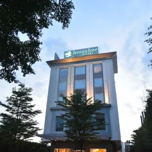 lemon tree hotel lucknow