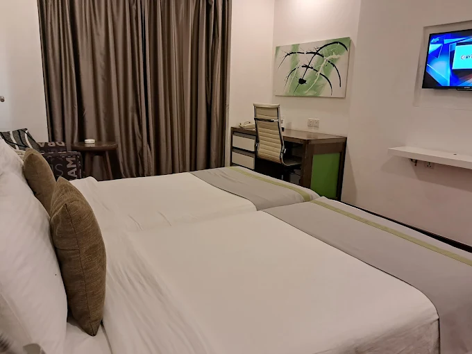 lemon tree hotel banjara hills lemon tree hotel banjara hills